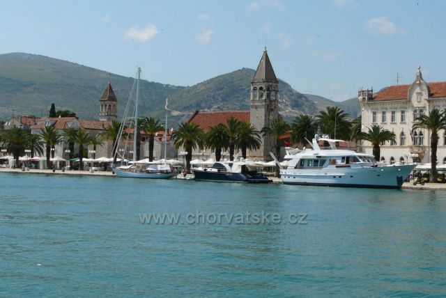 Trogir
Nábřeží Bana Berislaviča